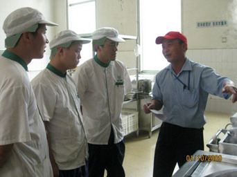 歡度佳節(jié)，安全第一